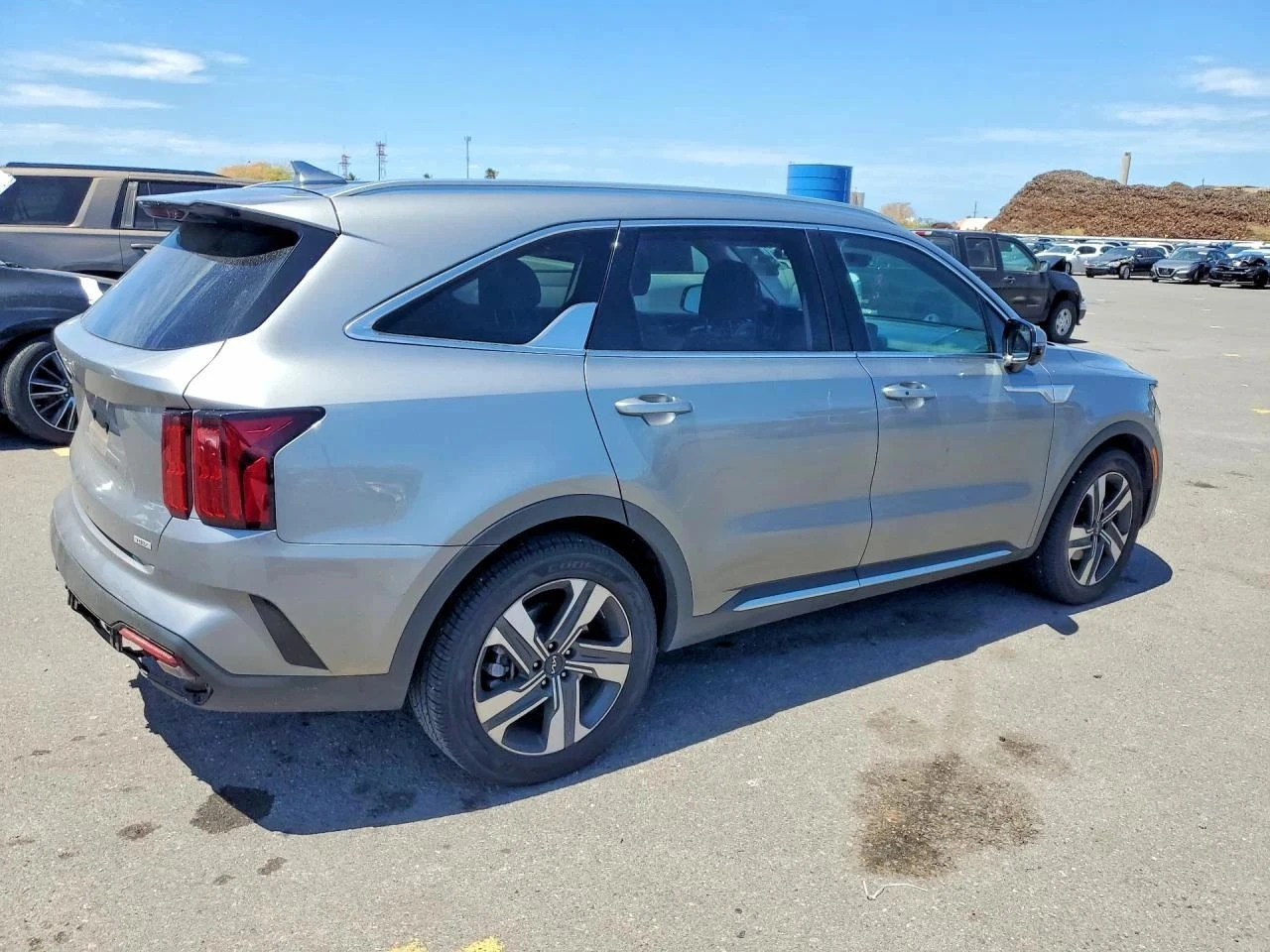 Kia Sorento, снимка 3 - Автомобили и джипове - 56689788