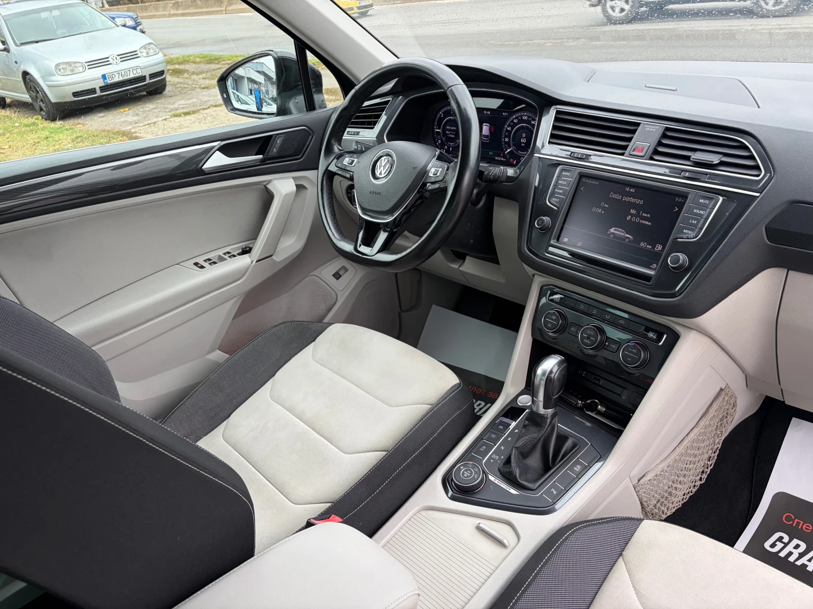 VW Tiguan 2.0 TDI 4motion, снимка 10 - Автомобили и джипове - 56705170