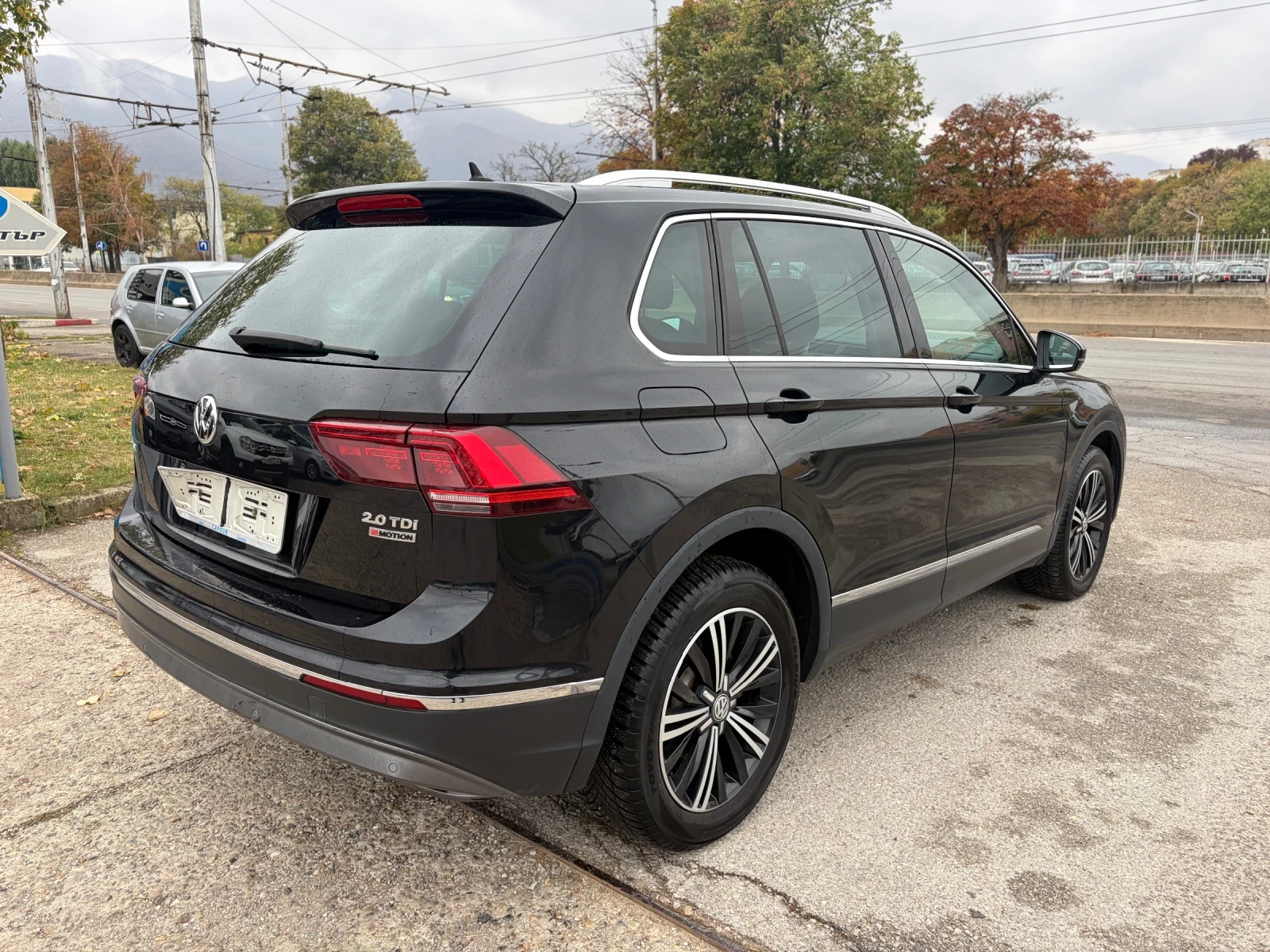 VW Tiguan 2.0 TDI 4motion, снимка 5 - Автомобили и джипове - 56705170