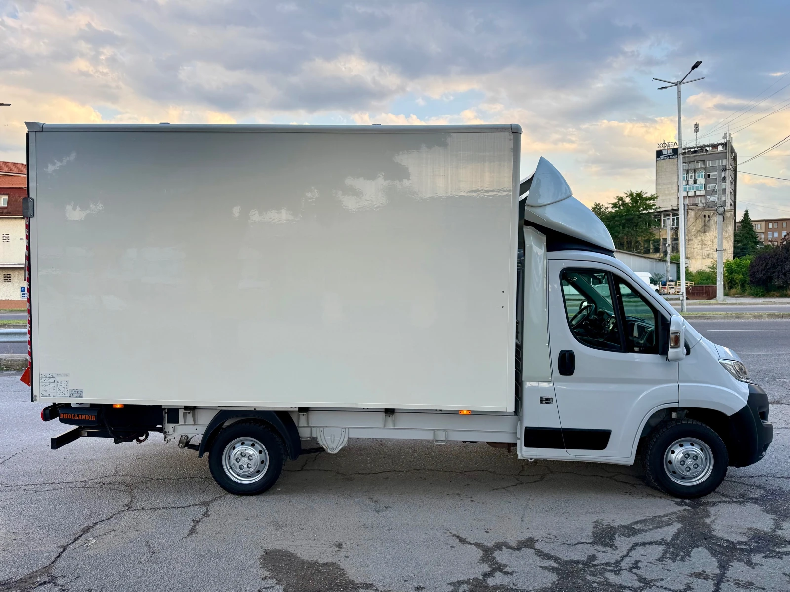 Citroen Jumper 2.2 HDI ЕВРО 6, снимка 6 - Бусове и автобуси - 55079959