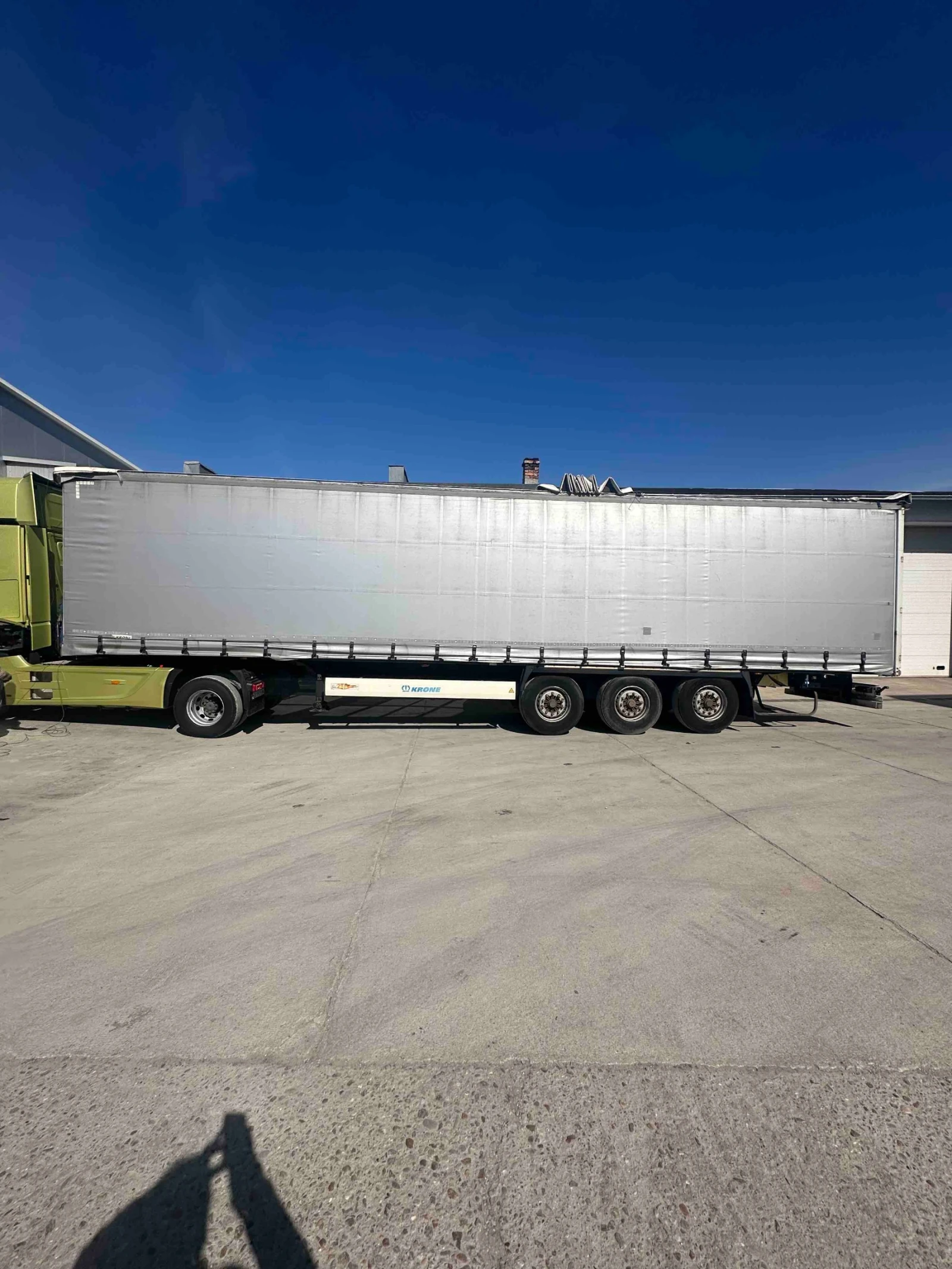 Полуремарке Krone SD