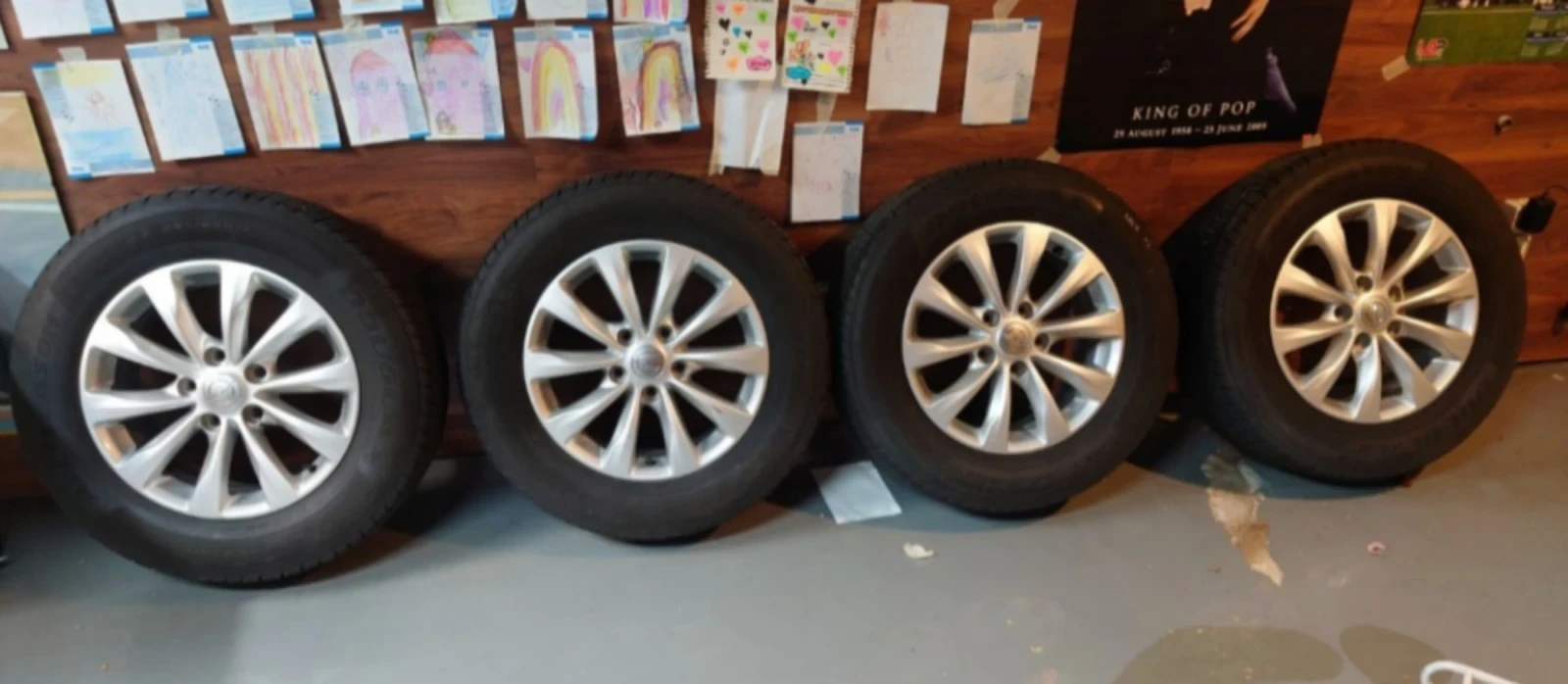    235/65R17  Chrysler Pacifica | Mobile.bg   1