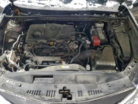 Toyota Camry 2.5L 4 ALL WHEEL DRIVE, снимка 12