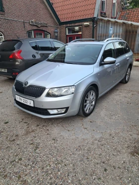 Skoda Octavia 2.0 150к.с панорама - 18600 лв. - 37463463 5
