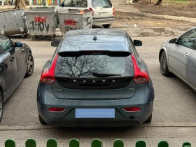 Volvo V40 - 3800 € / 7432.15 лв. - 71698973 2