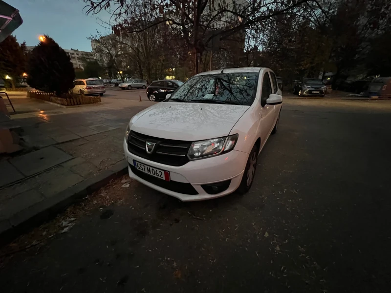 Dacia Sandero, снимка 1 - Автомобили и джипове - 47988536