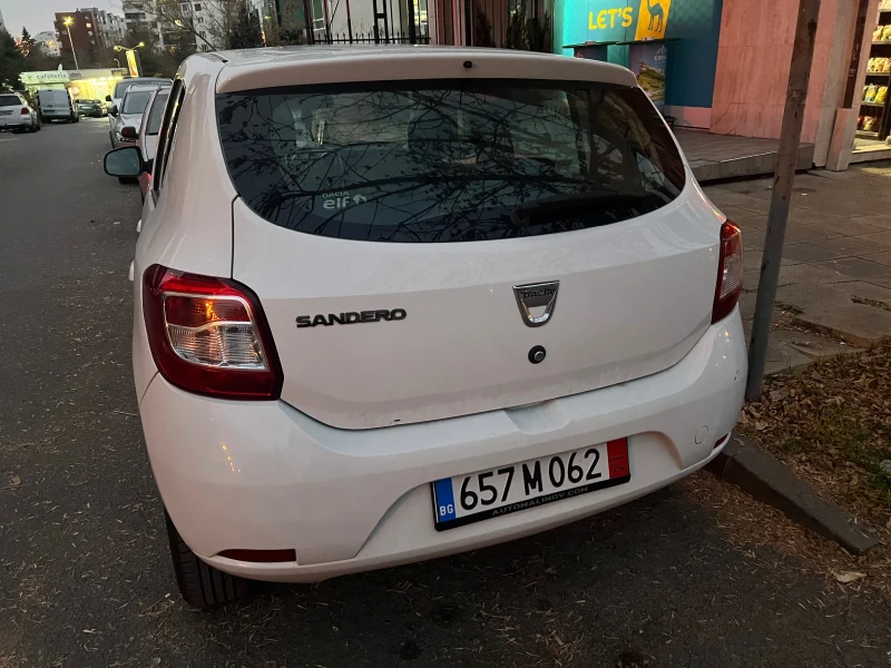 Dacia Sandero, снимка 16 - Автомобили и джипове - 47988536