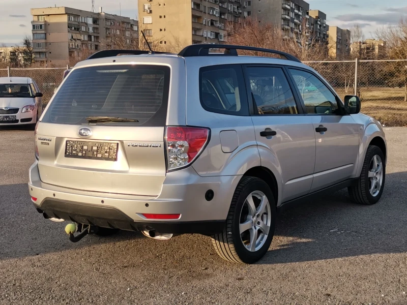 Subaru Forester 2.0i LPG AUTOMAT, снимка 5 - Автомобили и джипове - 48652610