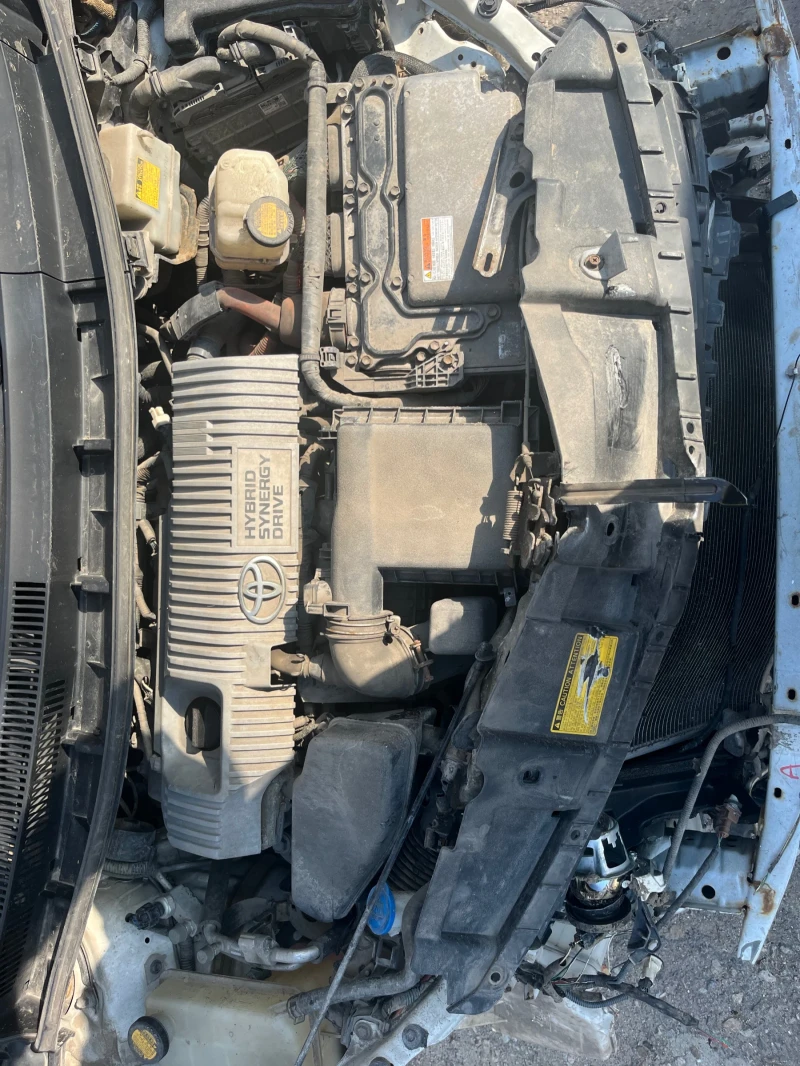 Toyota Auris, снимка 4 - Автомобили и джипове - 52966178