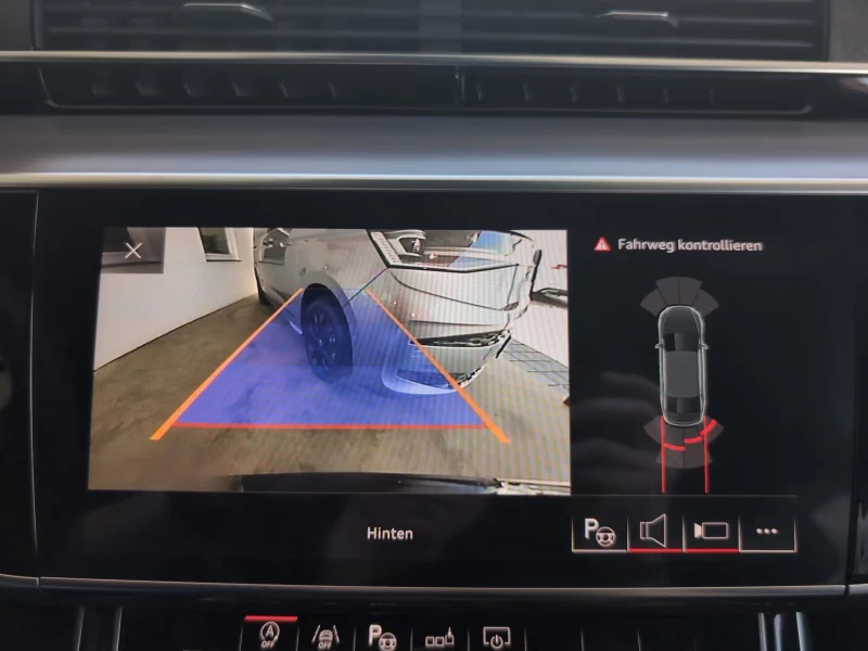 Audi A8 50TDI/QUATT/286HP/LASER/ACC/AMBI/S.CLOSE/B&O/103g, снимка 11 - Автомобили и джипове - 51326897