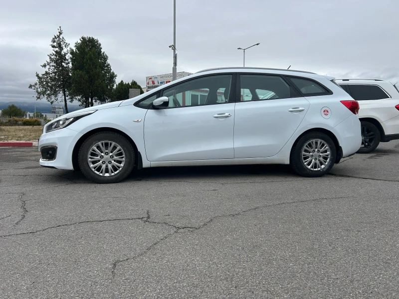 Kia Ceed, снимка 2 - Автомобили и джипове - 51961043
