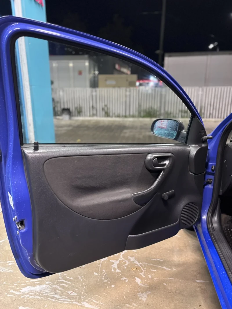Opel Corsa C, снимка 6 - Автомобили и джипове - 52739736
