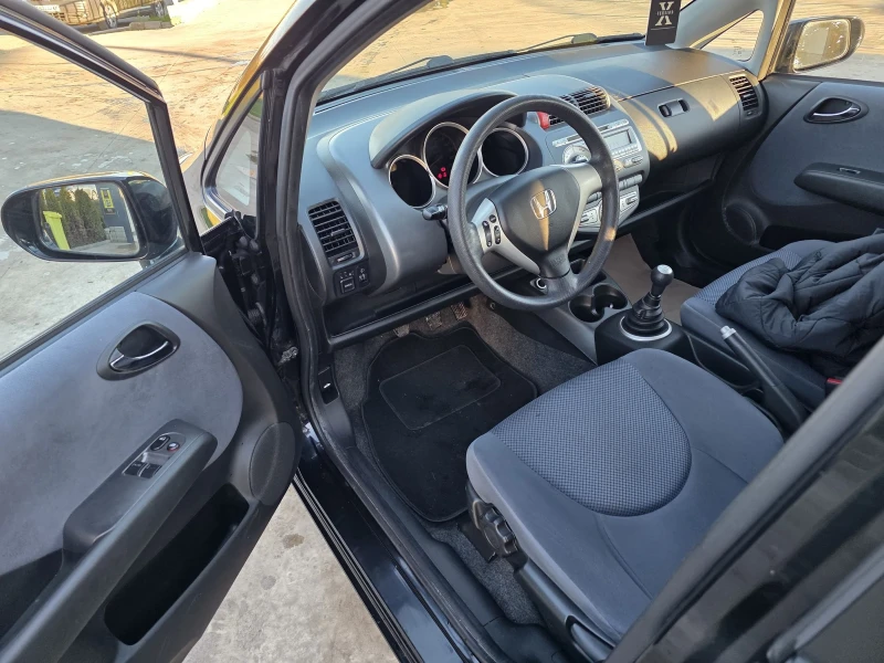 Honda Jazz 1.4 DSI, снимка 9 - Автомобили и джипове - 52713159