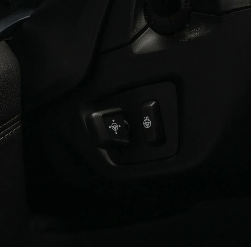 BMW 750 M-Sport xDrive, снимка 7 - Автомобили и джипове - 52732249