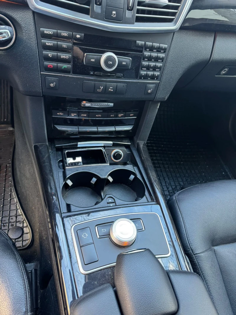 Mercedes-Benz E 350, снимка 14 - Автомобили и джипове - 53152733
