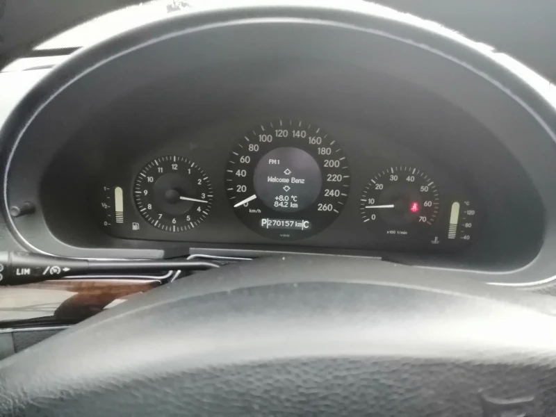Mercedes-Benz E 320 E320i, снимка 5 - Автомобили и джипове - 53521578