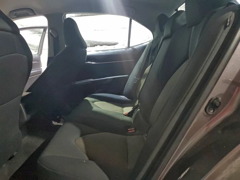 Toyota Camry 2.5L 4 ALL WHEEL DRIVE, снимка 11 - Автомобили и джипове - 53989716