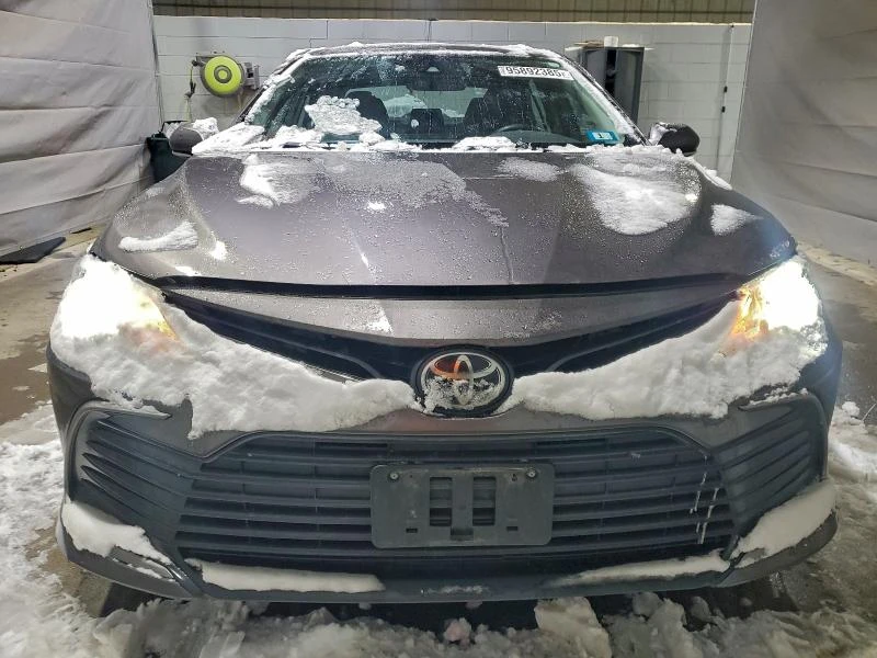 Toyota Camry 2.5L 4 ALL WHEEL DRIVE, снимка 6 - Автомобили и джипове - 53989716