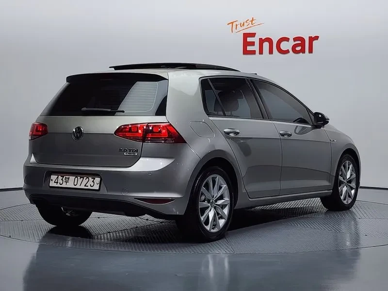 VW Golf 2.0 Tdi, снимка 2 - Автомобили и джипове - 55830324