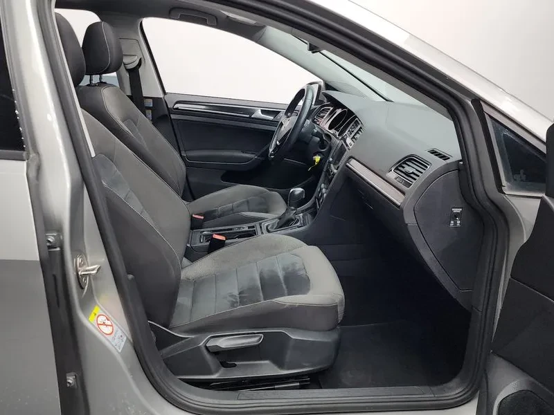 VW Golf 2.0 Tdi, снимка 11 - Автомобили и джипове - 55830324