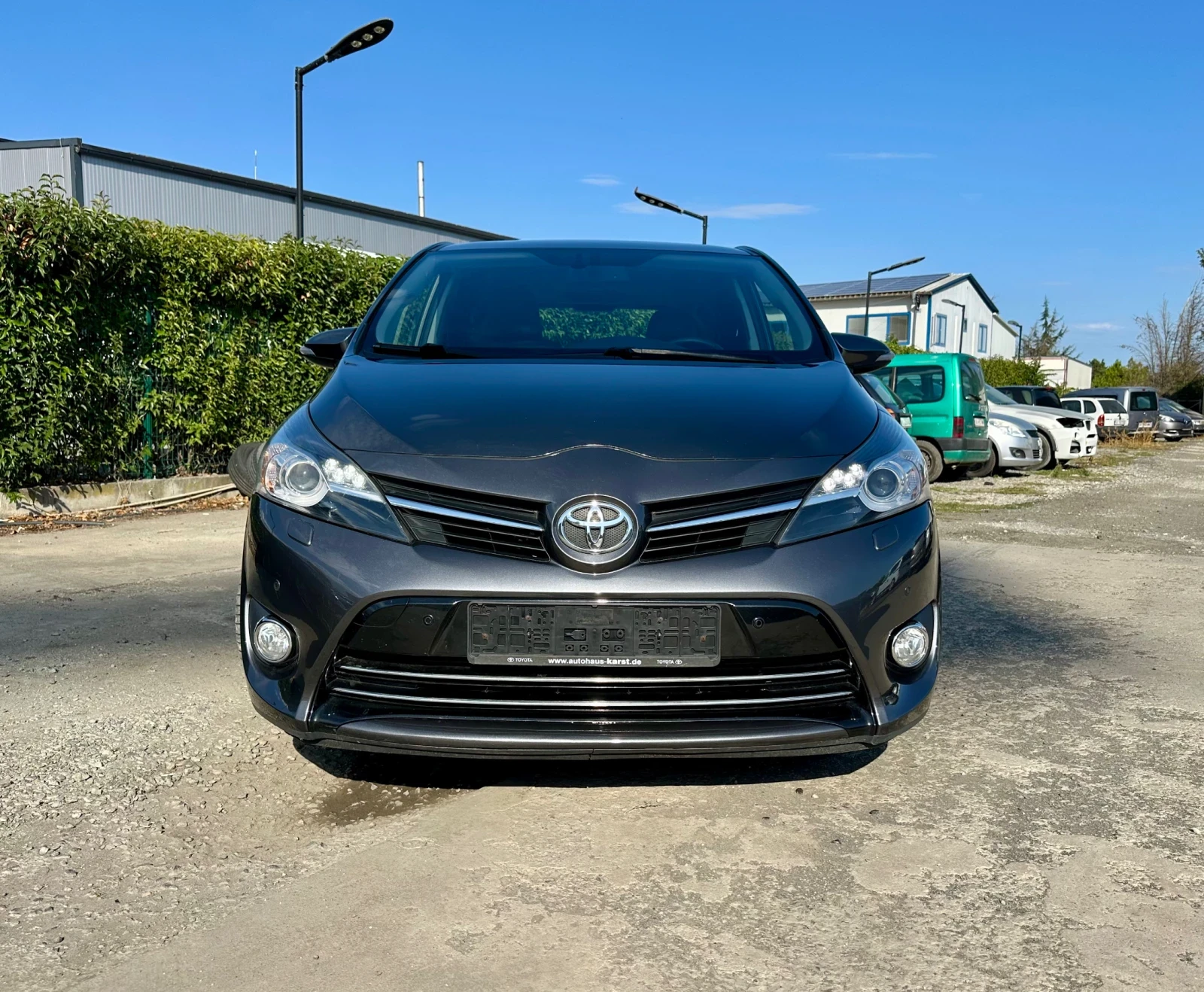 Toyota Verso Авто, Нави, Панорама, 6+ 1, Подгрев, Щори - изображение 2