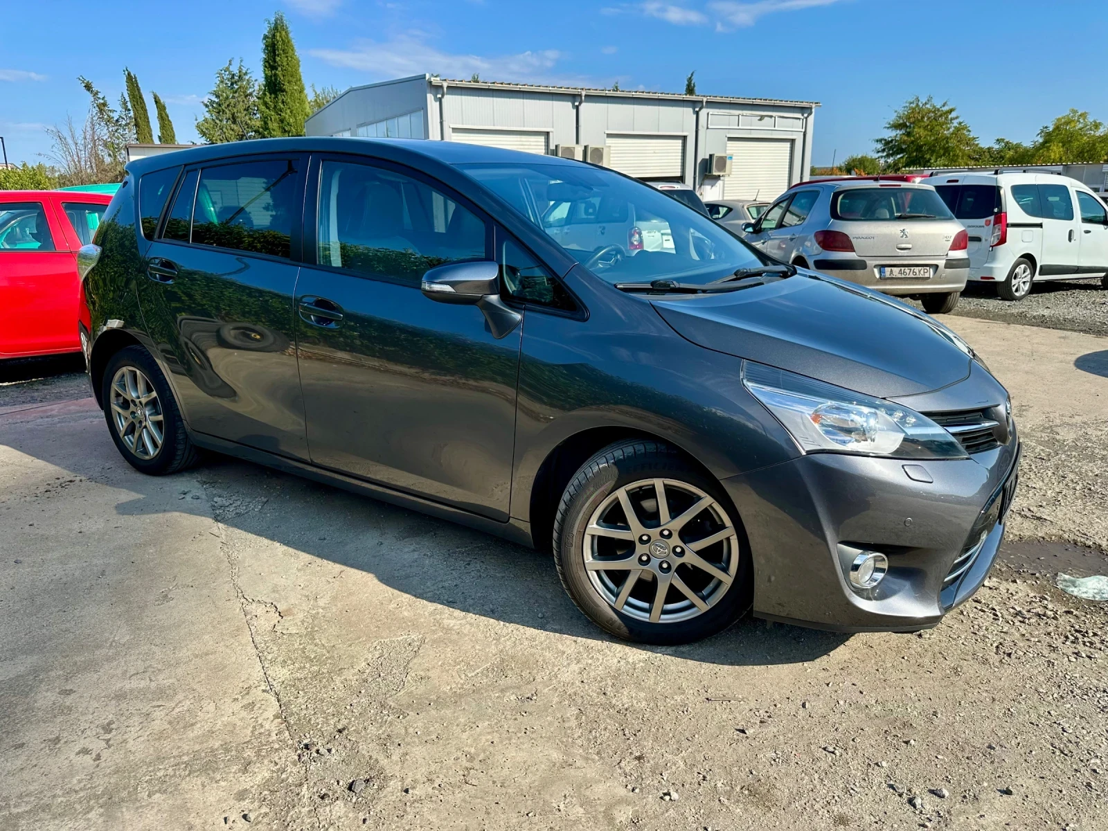 Toyota Verso Авто, Нави, Панорама, 6+ 1, Подгрев, Щори - изображение 3