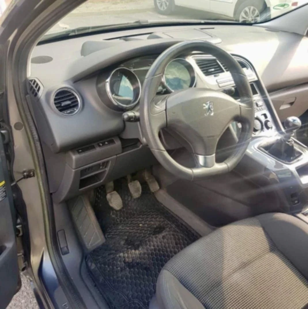 Peugeot 5008 1.6 - изображение 6