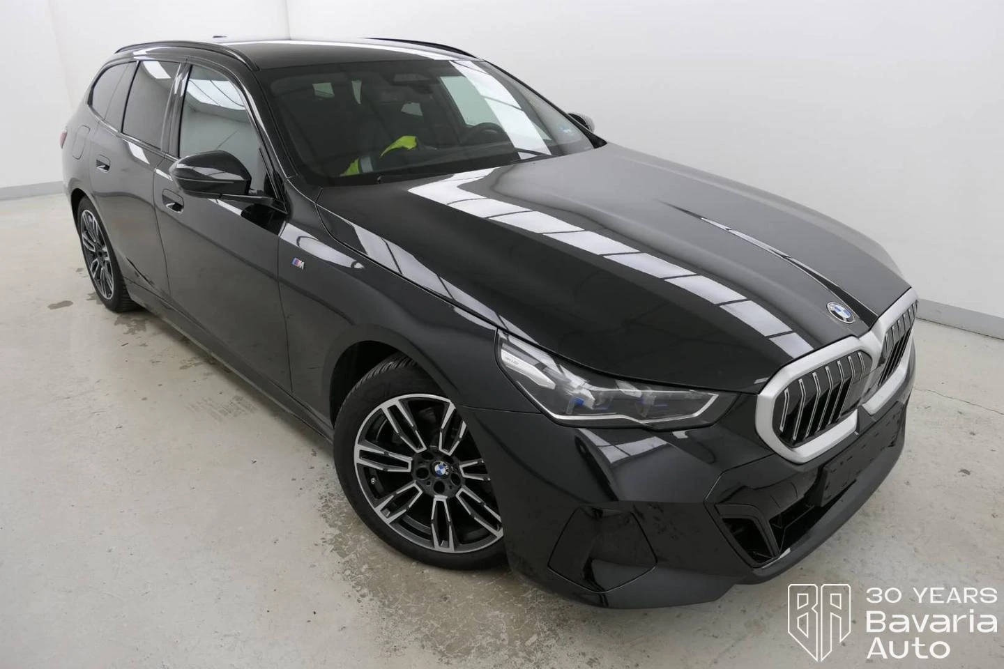 BMW 520 i Touring M Sport Paket Steptronic | Mobile.bg   4