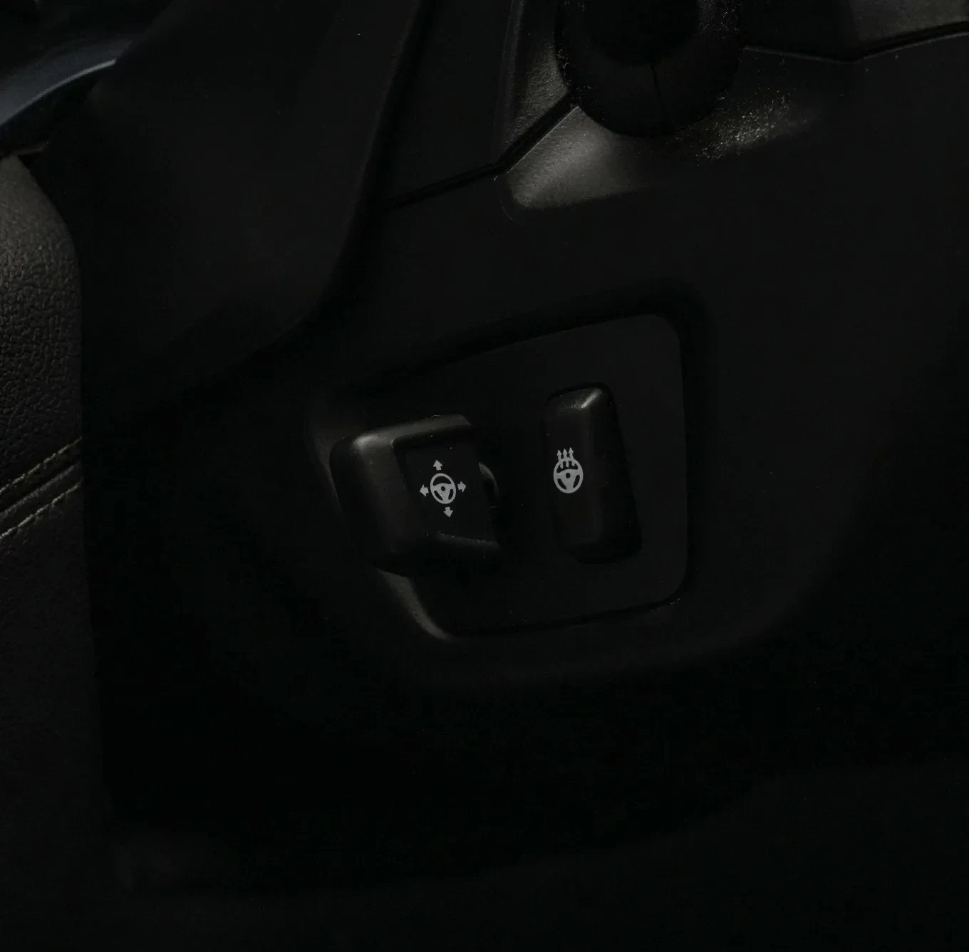 BMW 750 M-Sport xDrive - изображение 7