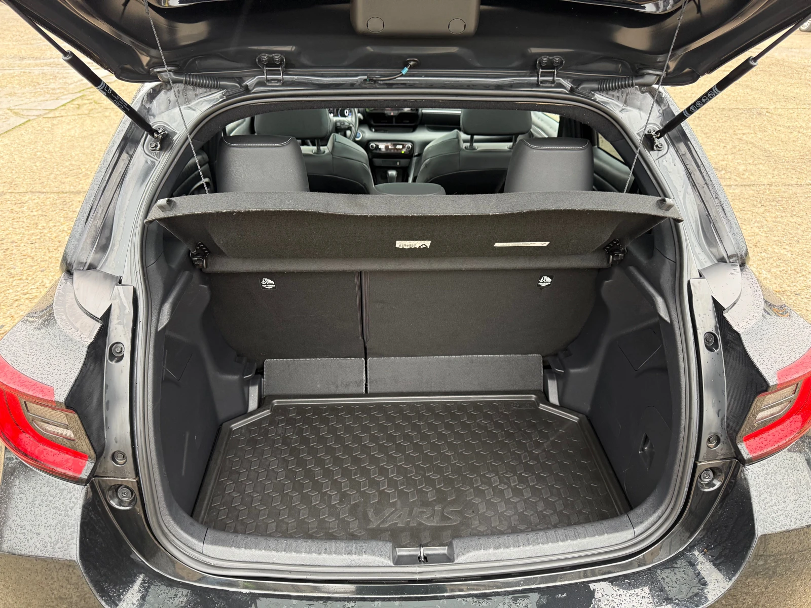 Toyota Yaris 1.5 Hybrid e-CVT Lounge | Mobile.bg � ����������� 16