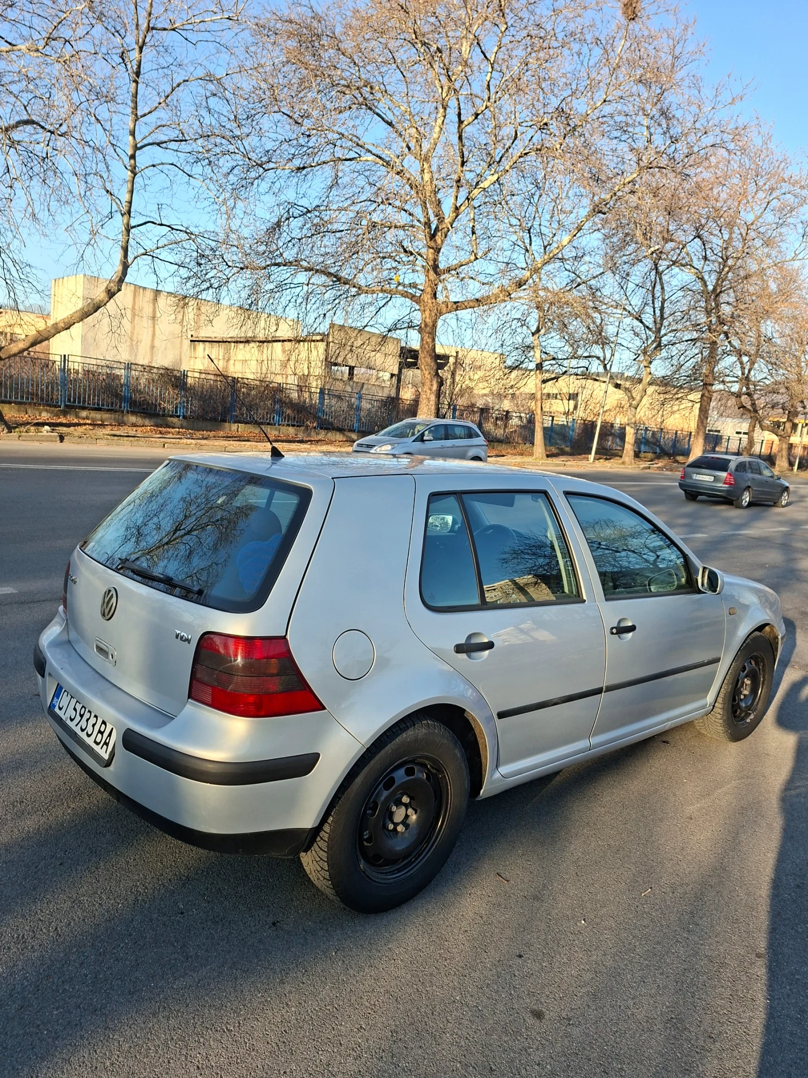 VW Golf 1.9 90 - изображение 3