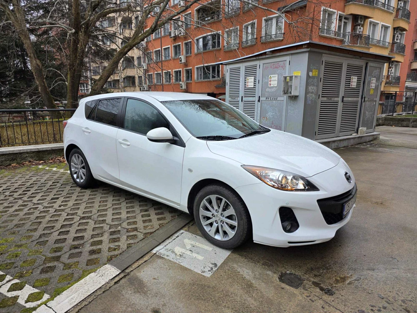 Mazda 3 1.3i Automatic - изображение 3