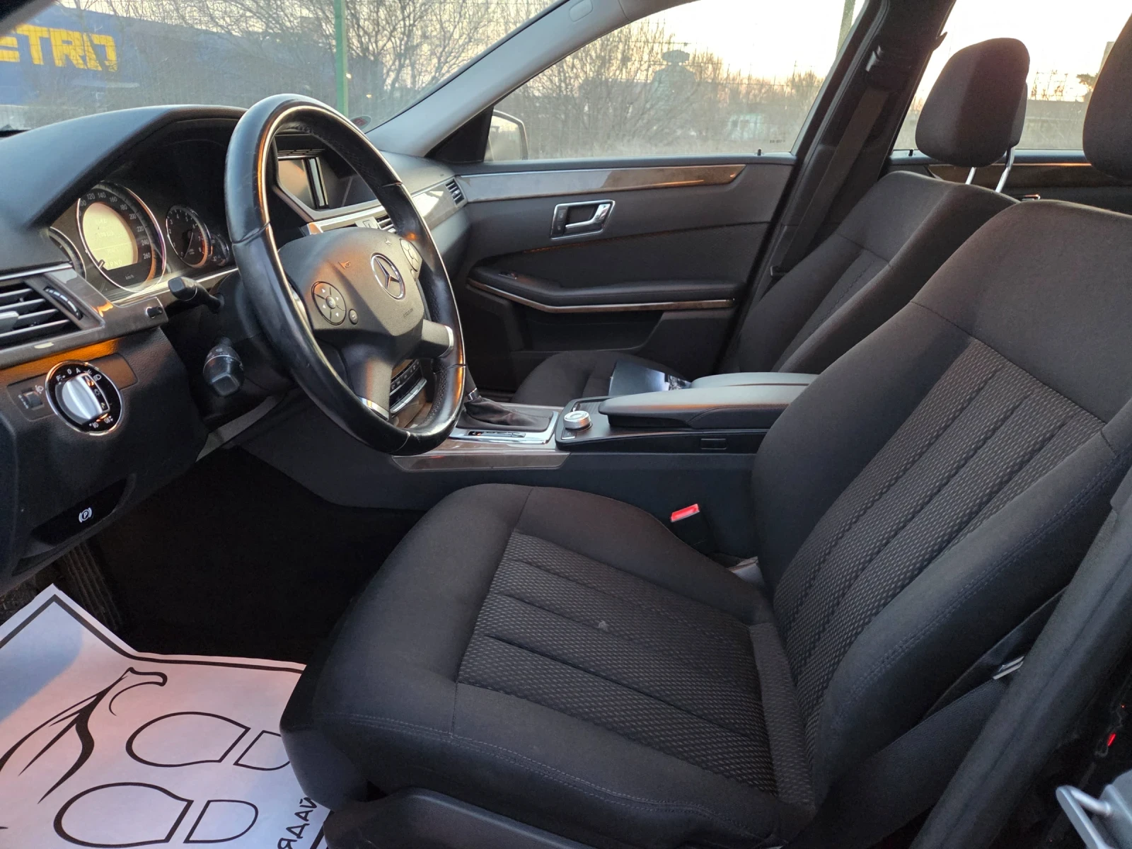 Mercedes-Benz E 200 1, 8i184ksAVTOMATIKNAVIEU5B, снимка 8 - Автомобили и джипове - 53841967