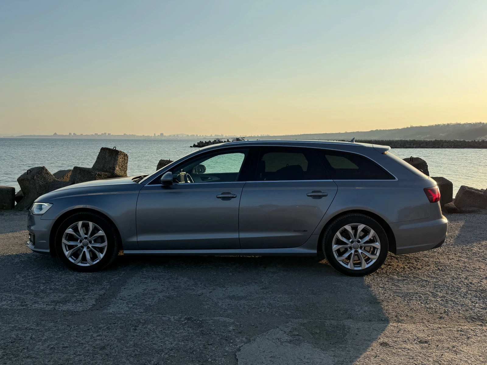 Audi A6 3.0 272 кс. Facelift , снимка 6 - Автомобили и джипове - 54118255