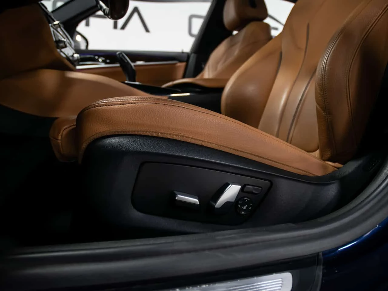 BMW 530 * xDrive * PREMIUM ESSENTIAL DRIVER ASSISTANCE | Mobile.bg � ����������� 13