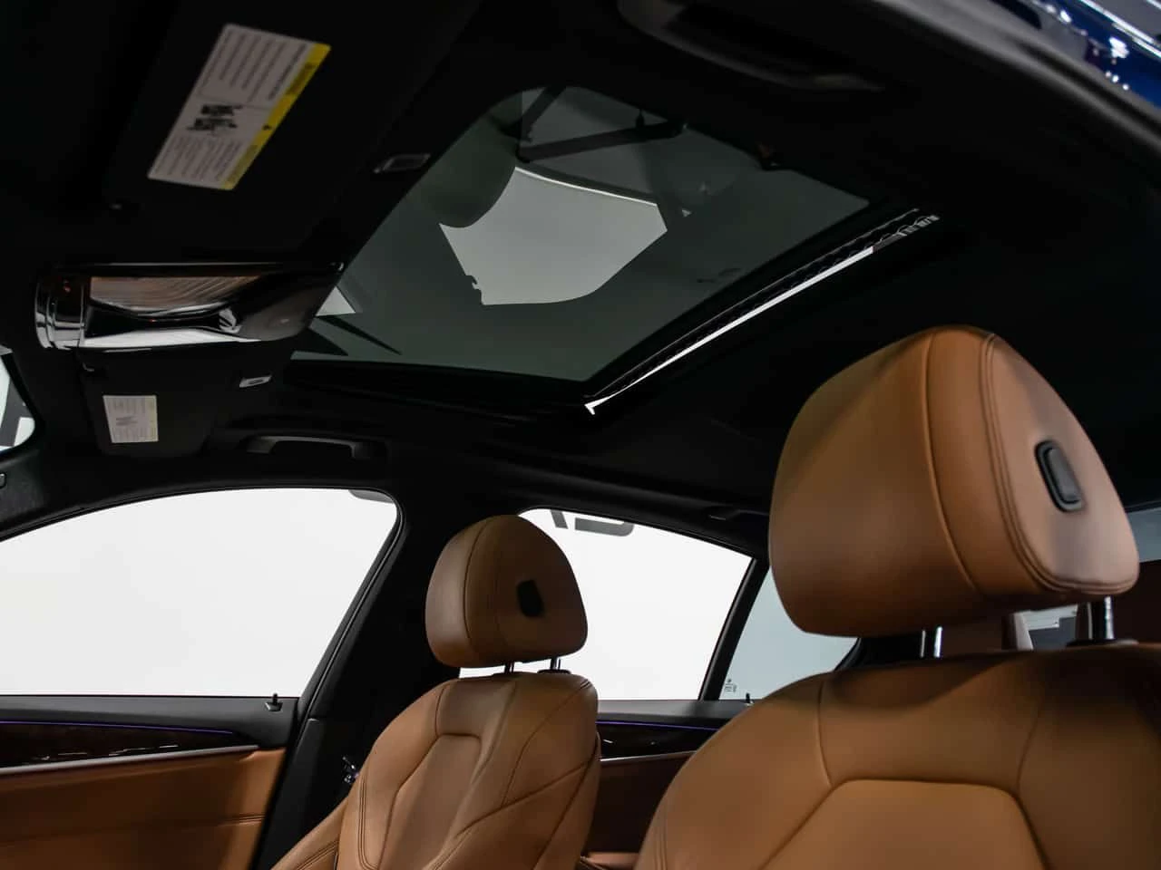 BMW 530 * xDrive * PREMIUM ESSENTIAL DRIVER ASSISTANCE | Mobile.bg � ����������� 11