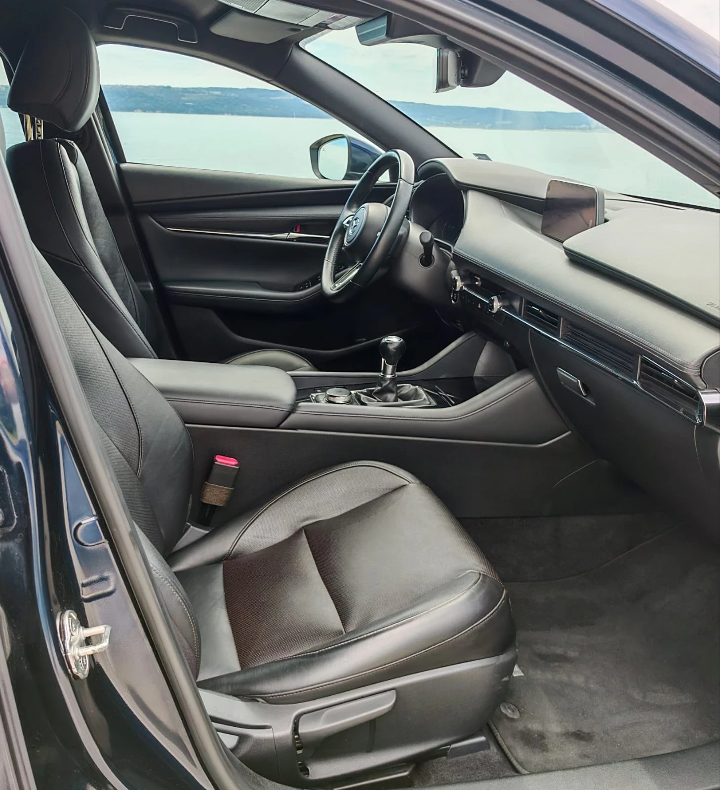 Mazda 3, снимка 10 - Автомобили и джипове - 54967307