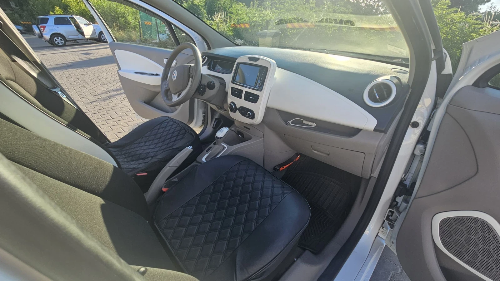 Renault Zoe ZE 40, снимка 6 - Автомобили и джипове - 55076725