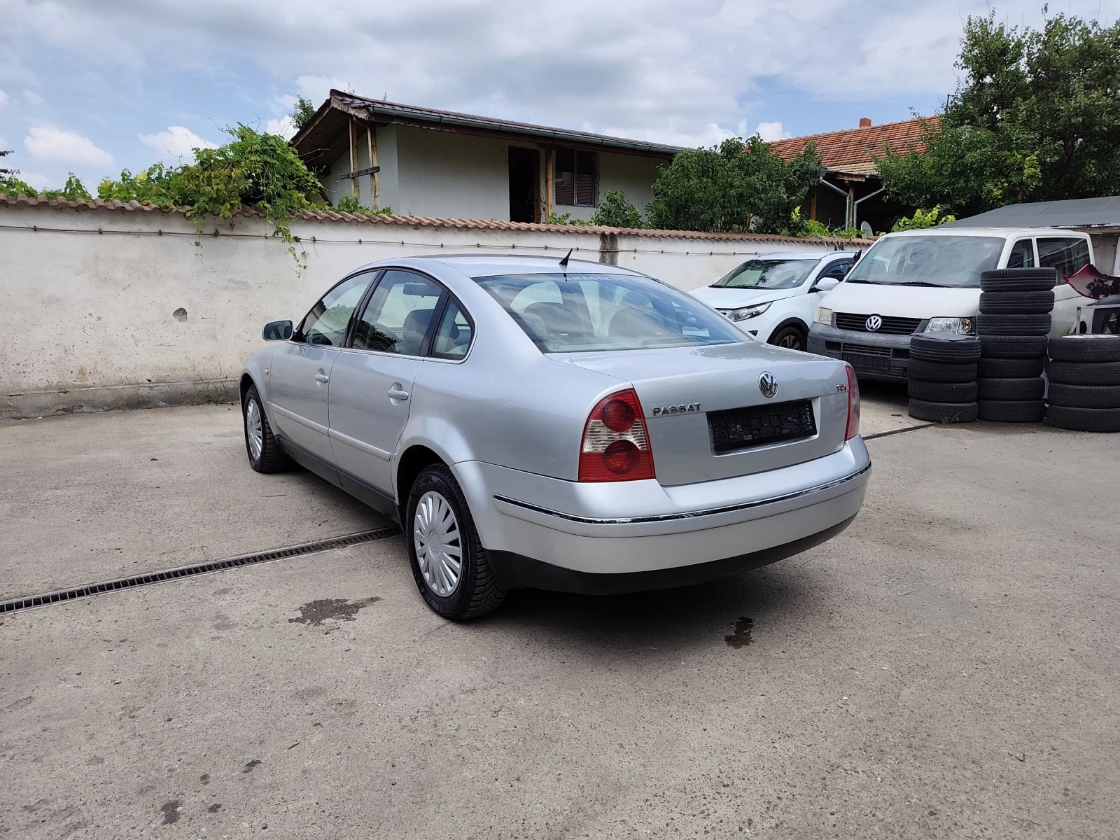 VW Passat 1.9 TDI 130к.с., снимка 8 - Автомобили и джипове - 55148523