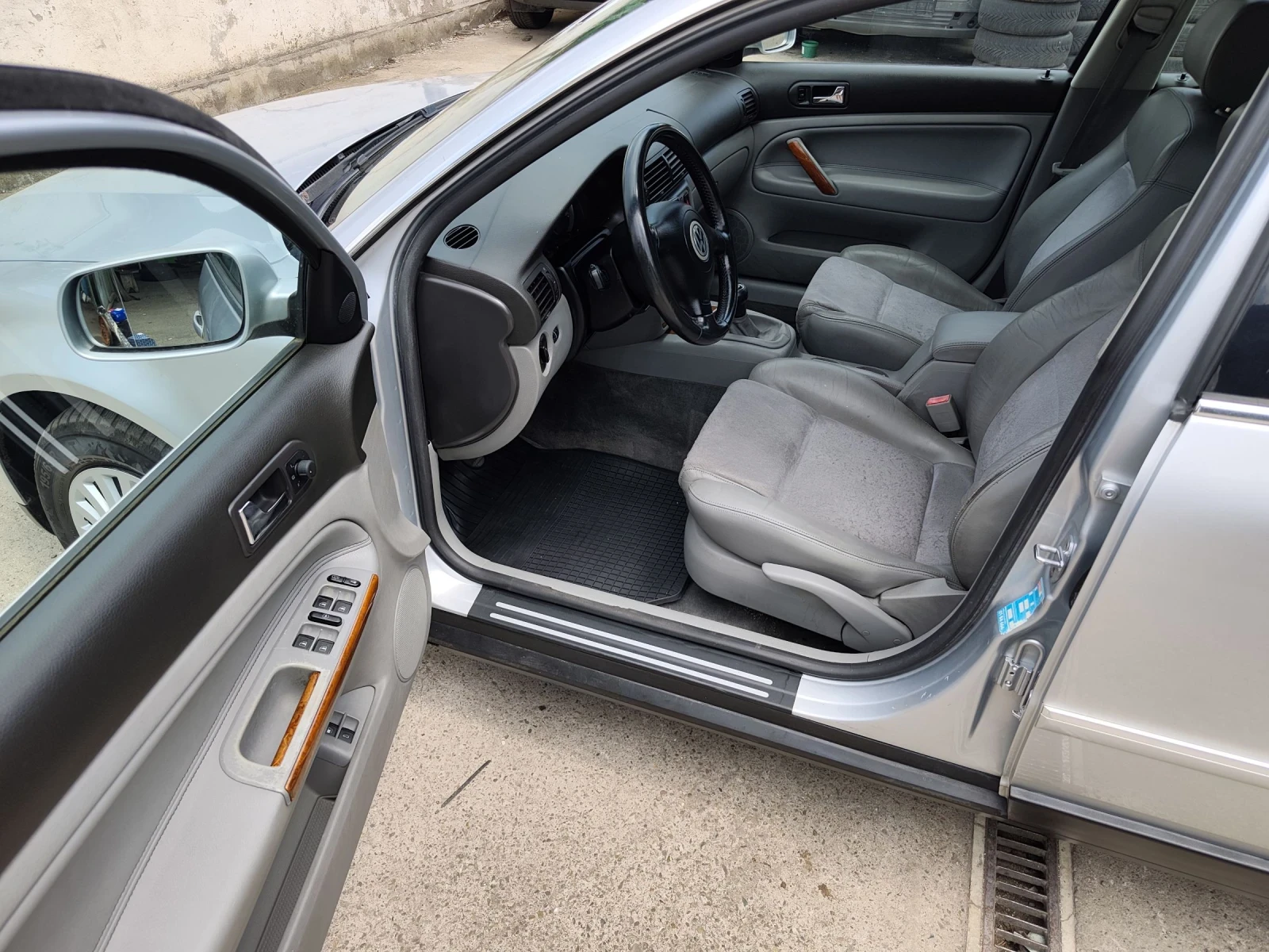 VW Passat 1.9 TDI 130к.с., снимка 9 - Автомобили и джипове - 55148523