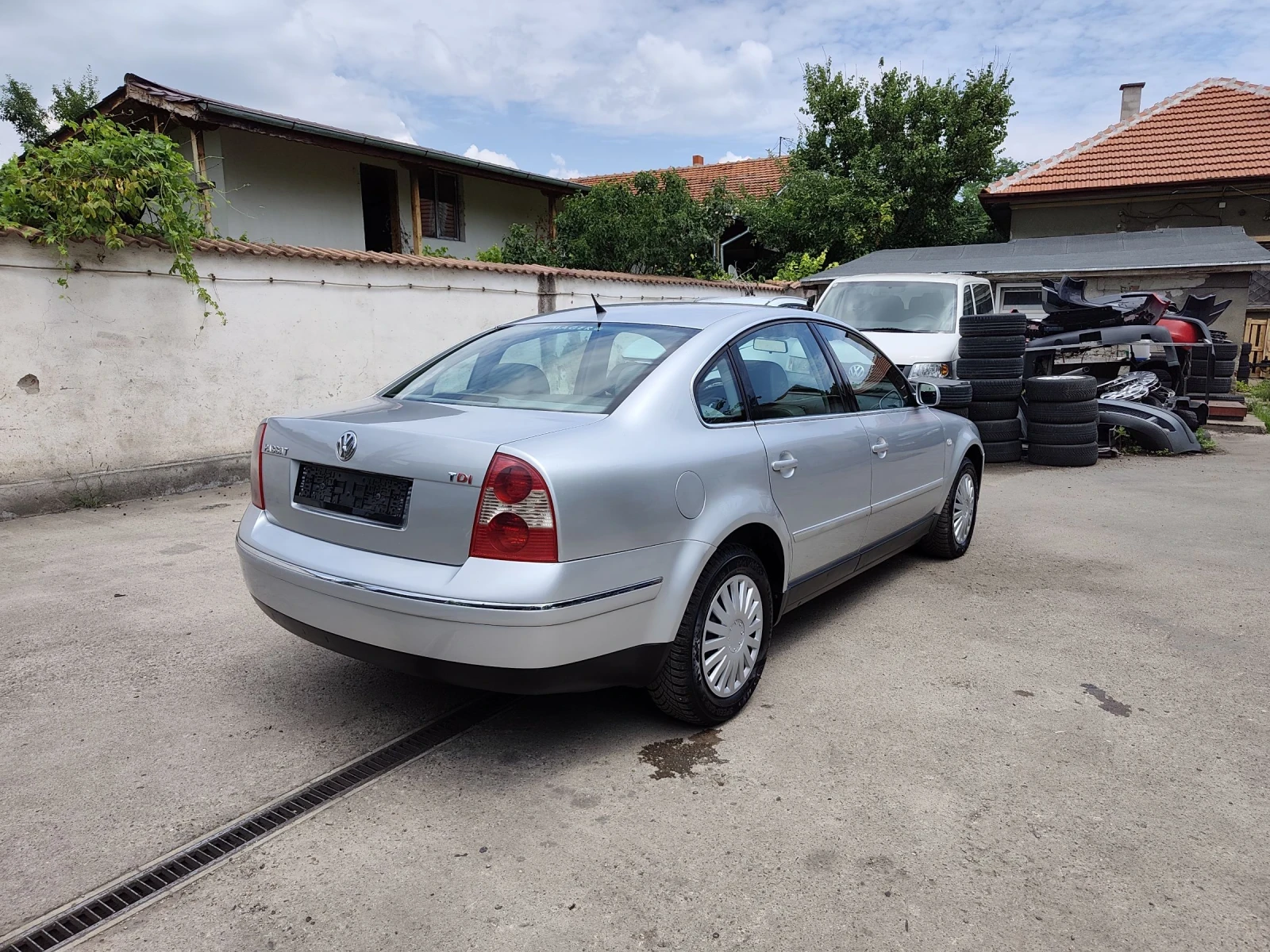 VW Passat 1.9 TDI 130к.с., снимка 6 - Автомобили и джипове - 55148523