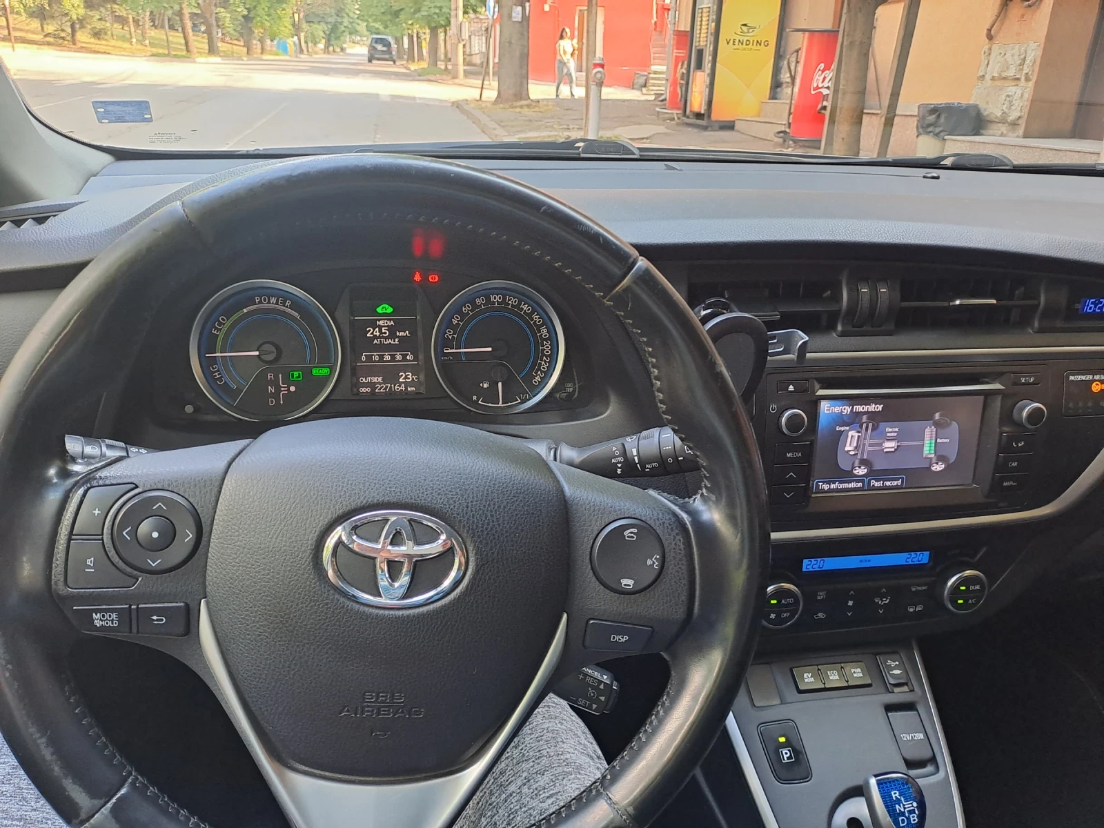 Toyota Auris | Mobile.bg � ����������� 8