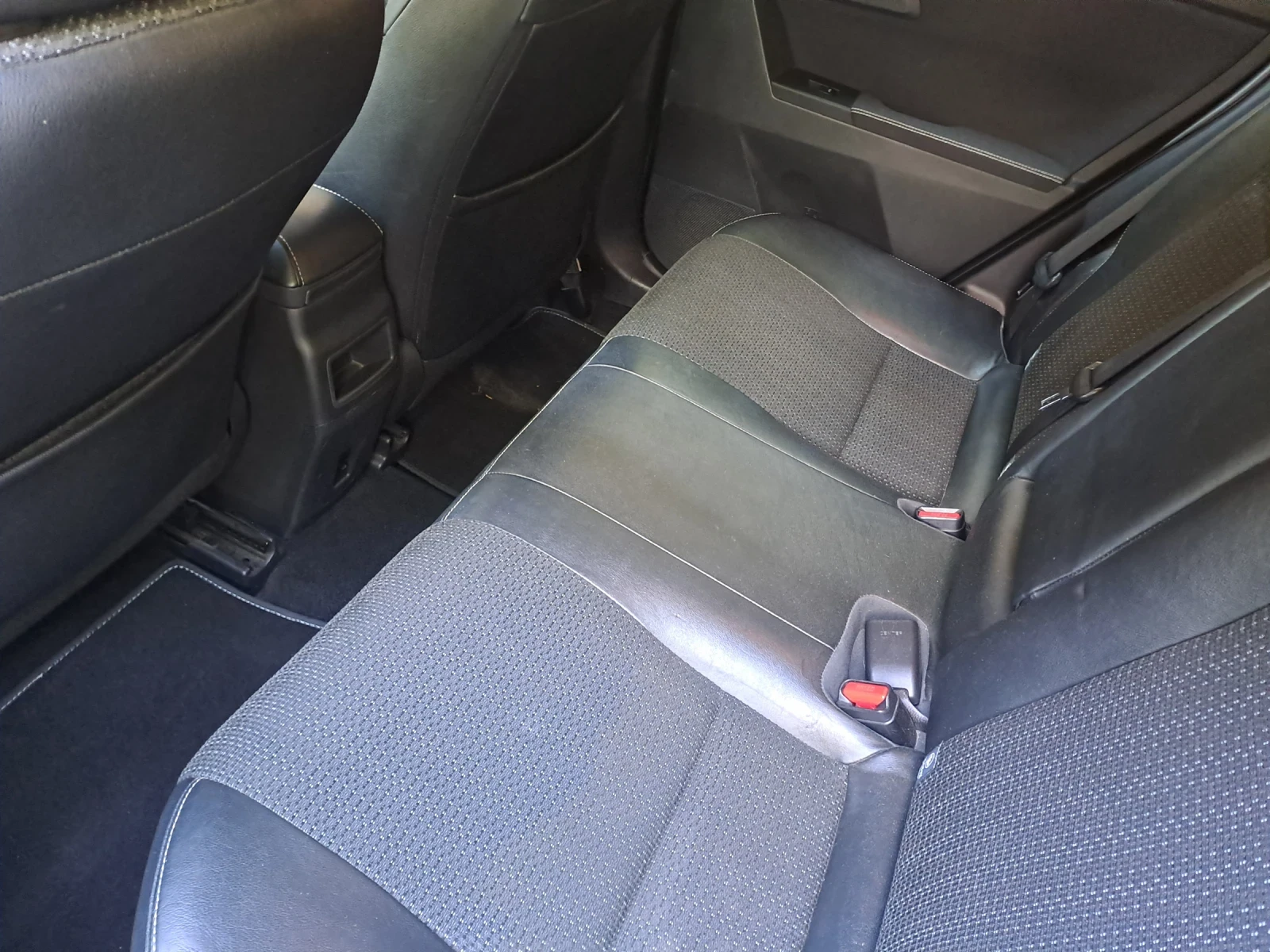 Toyota Auris | Mobile.bg � ����������� 11