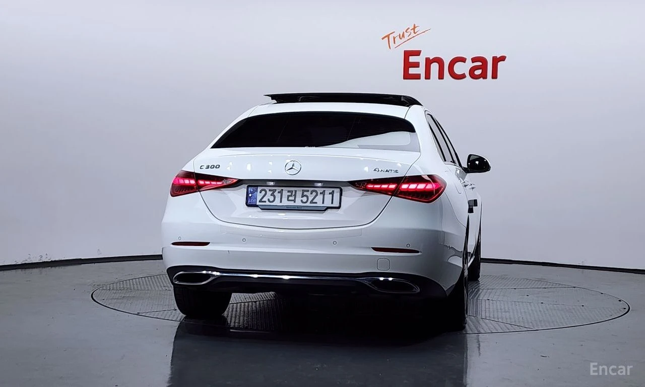 Mercedes-Benz C 300 4MATIC* ДИСТРОНИК* ХЕДЪП* 360КАМЕРА* LANE* ASSIST*, снимка 4 - Автомобили и джипове - 55557224