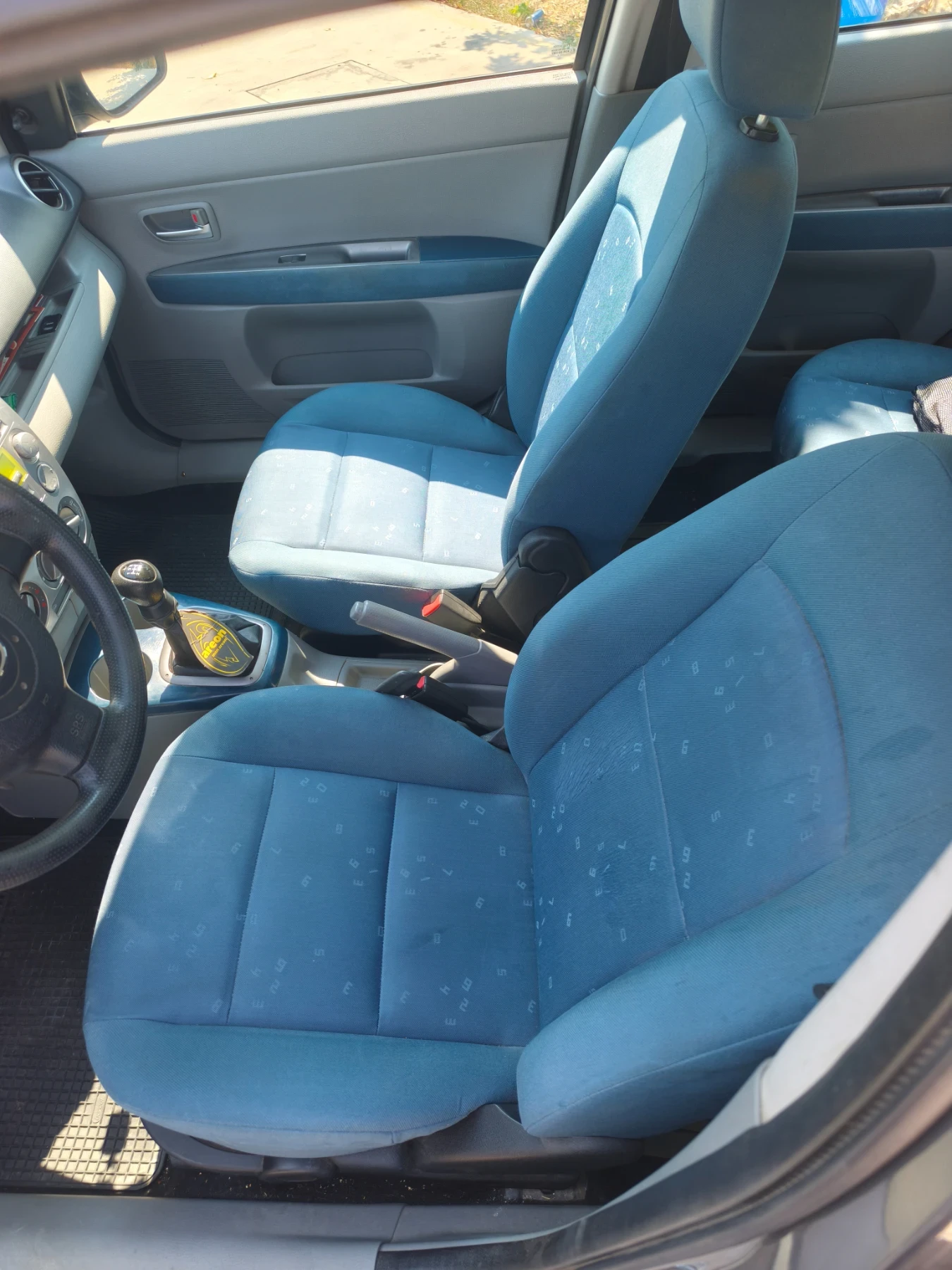 Mazda 2, снимка 11 - Автомобили и джипове - 55594347