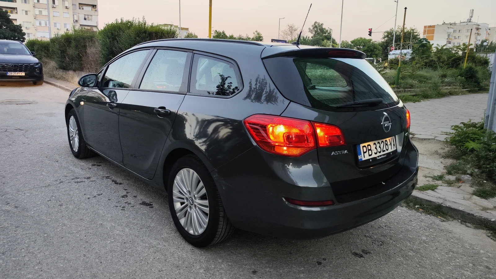 Opel Astra 1, 7cdti 110к.с Чип Германия , снимка 3 - Автомобили и джипове - 55668042