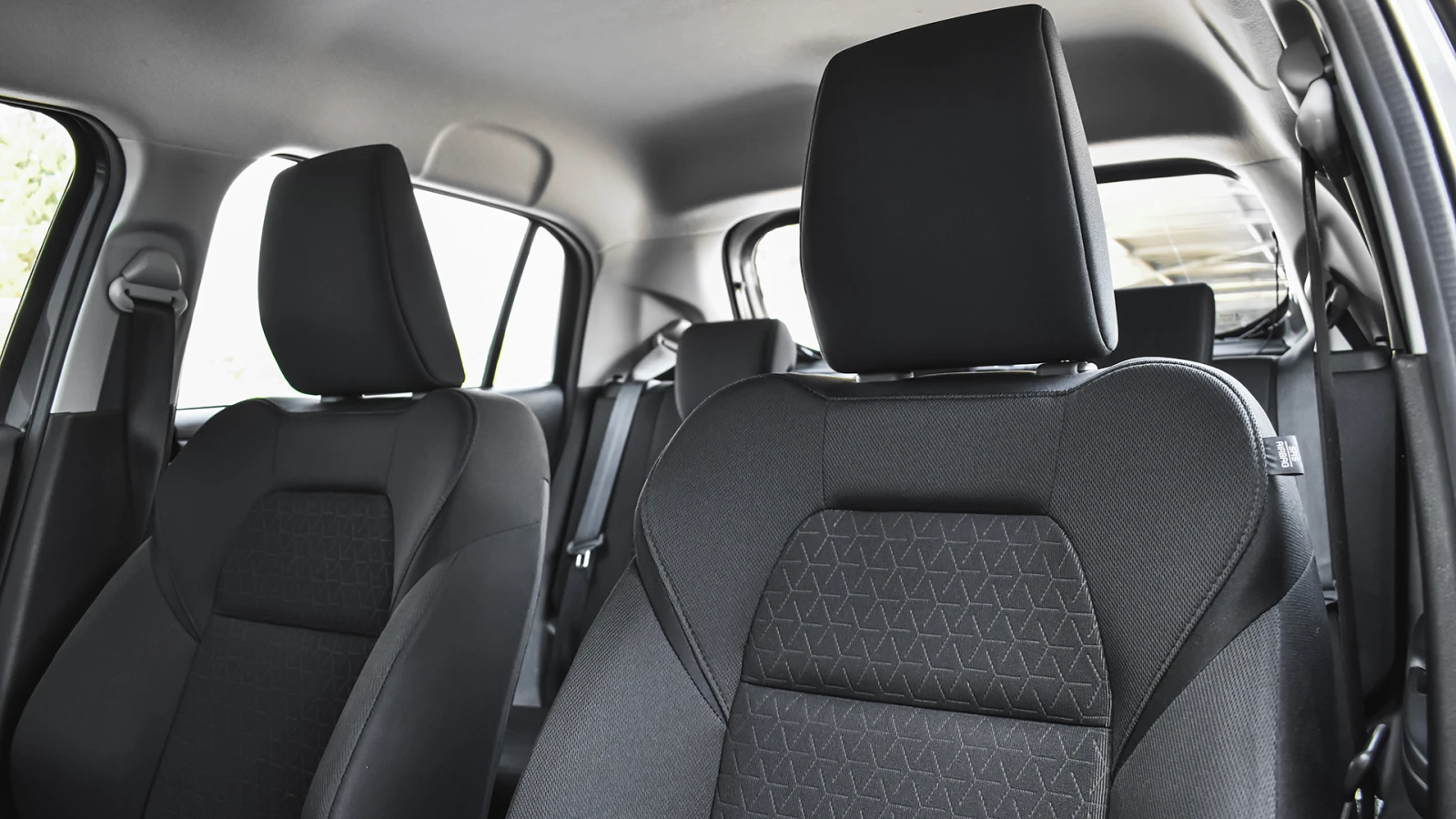 Suzuki Swift GL+ 1.2 Dualjet Hybrid 12V, снимка 10 - Автомобили и джипове - 55824028