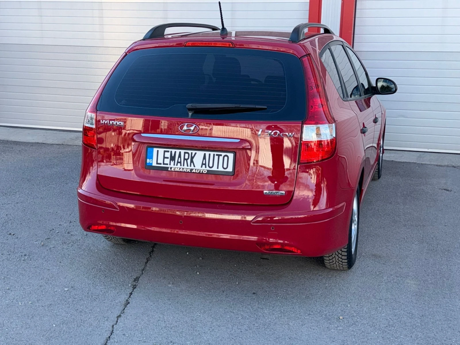 Hyundai I30 1.6CRDI CW KLIMATRONIK EVRO 5B ЛИЗИНГ!!!, снимка 8 - Автомобили и джипове - 55875377