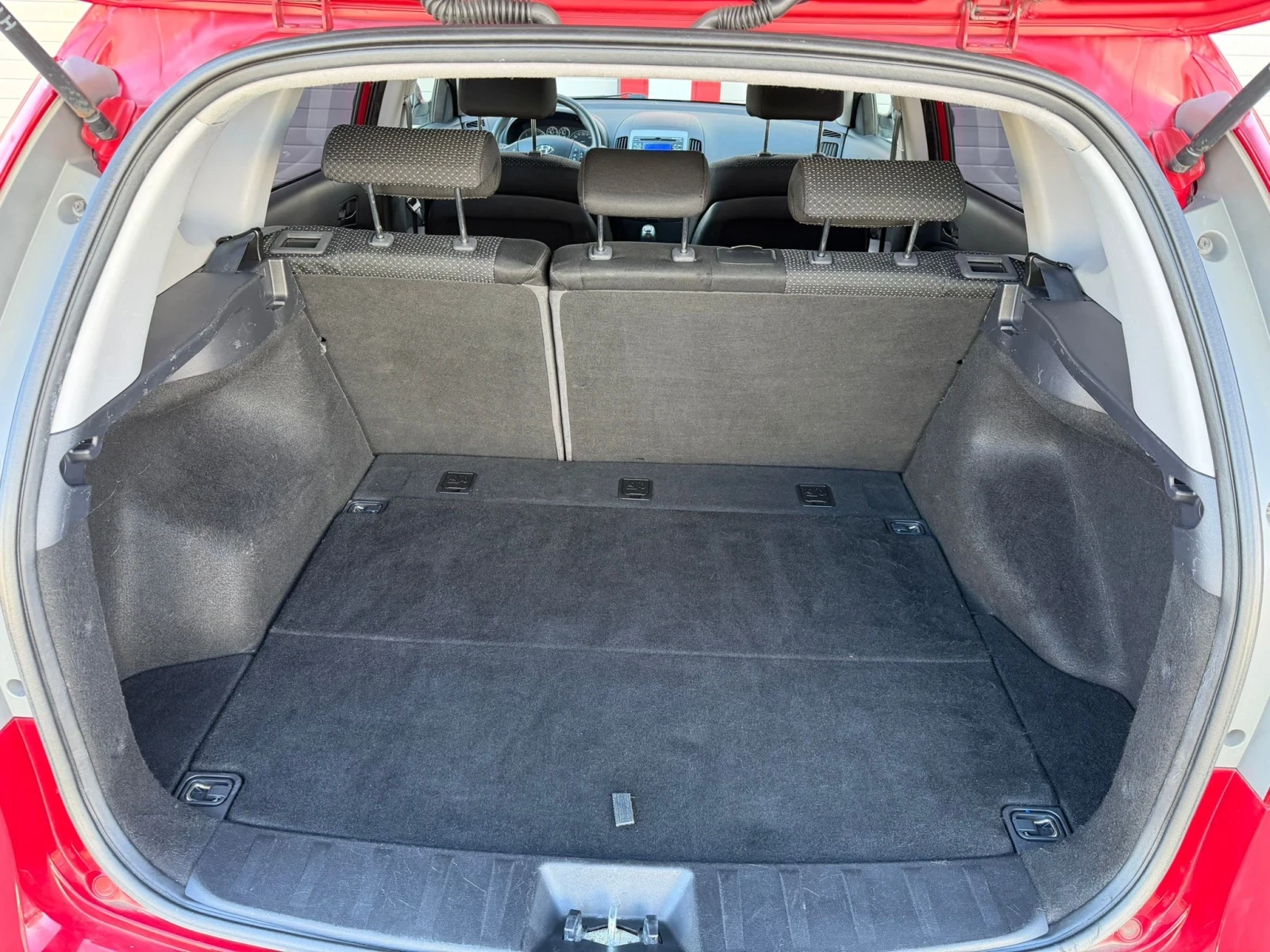 Hyundai I30 1.6CRDI CW KLIMATRONIK EVRO 5B ЛИЗИНГ!!!, снимка 15 - Автомобили и джипове - 55875377