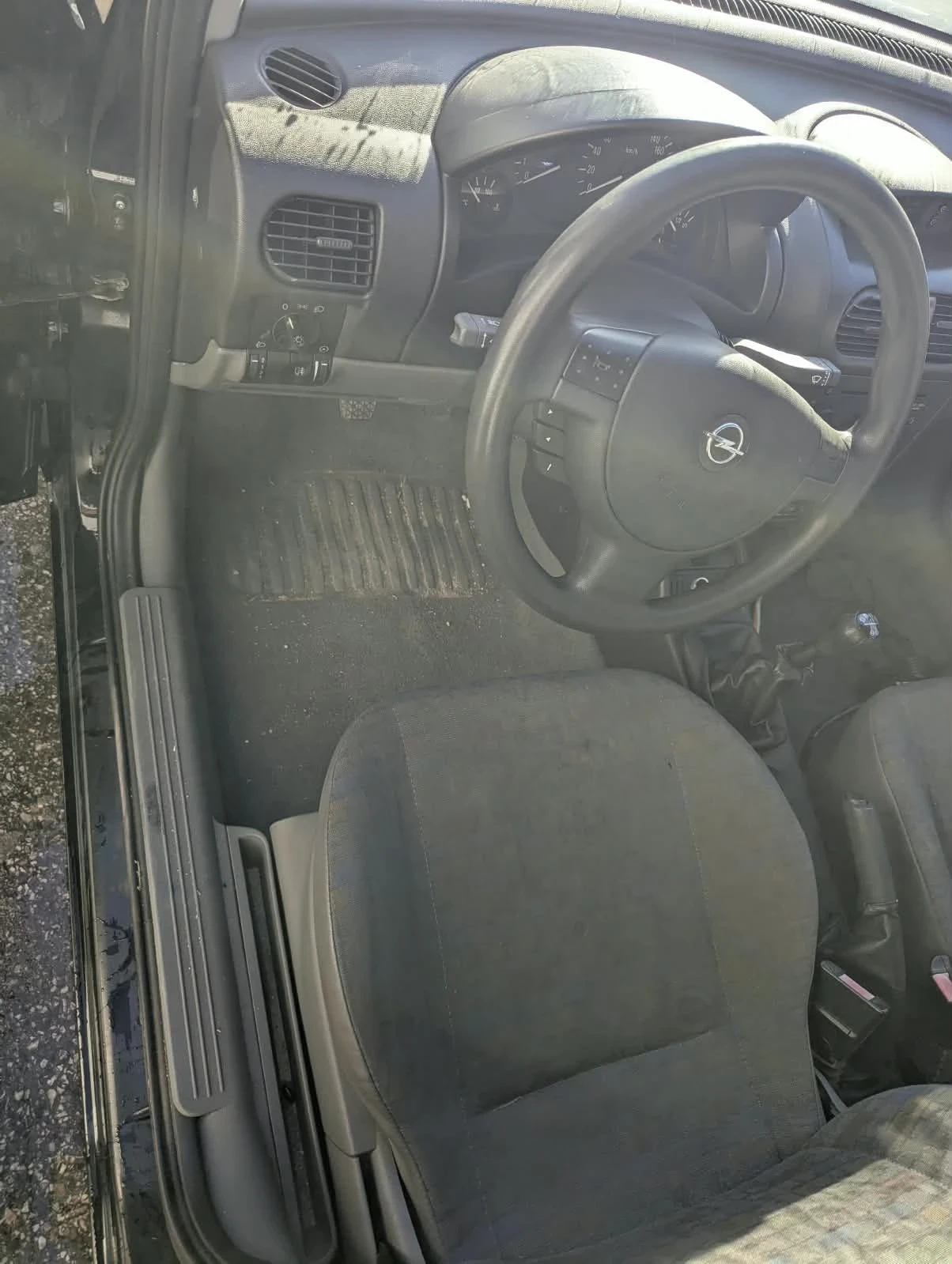 Opel Corsa, снимка 2 - Автомобили и джипове - 55991825